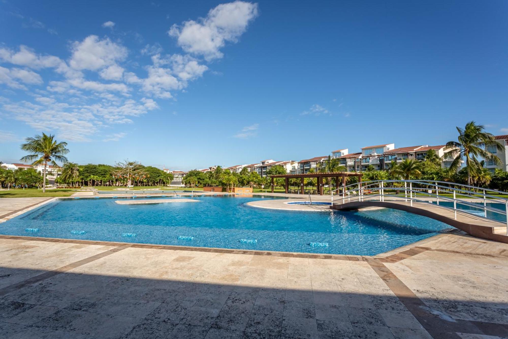 Casa Amanecer 534n Ocean View Penthouse New !! Apts